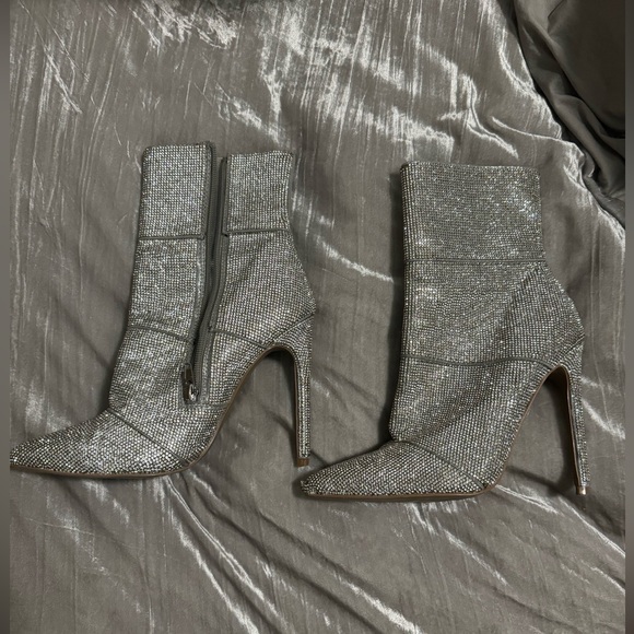 WINONA Steve Madden half calf rhinestone boots - Picture 1 of 6